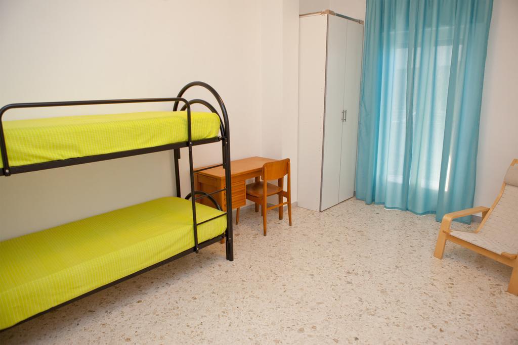 Apartamento Maipiusenza House Monopoli Habitación foto